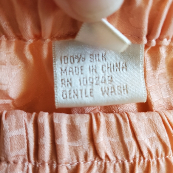 100% SILK PAJAMA SET SZ PM NWOT SOFT SURROUNDINGS - Picture 10 of 11